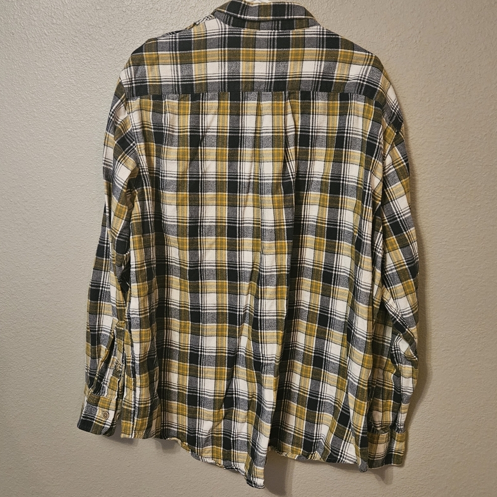 Cabela's mens XL flannel - Picture 2 of 5